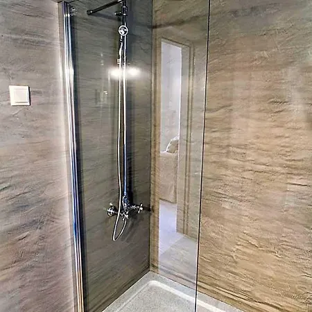 Haones Hotel